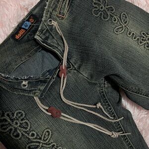 vintage low rise dollhouse jeans with embroidery